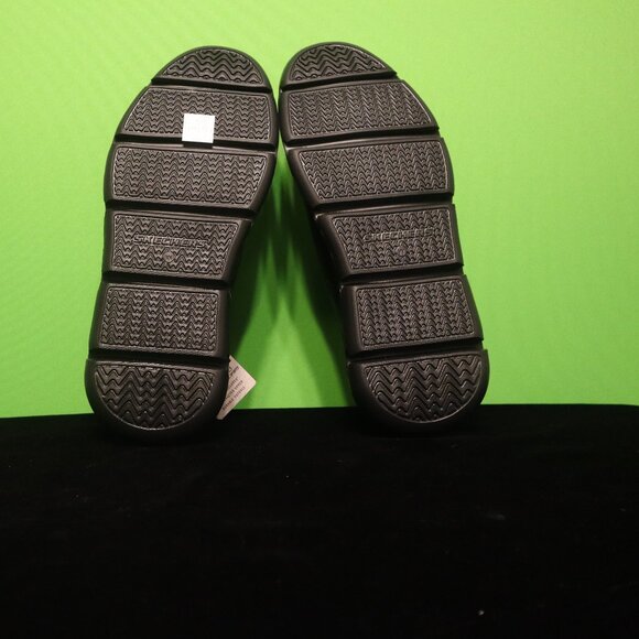 SIZE 13 SKECHERS SLIP-INS - Picture 3 of 3